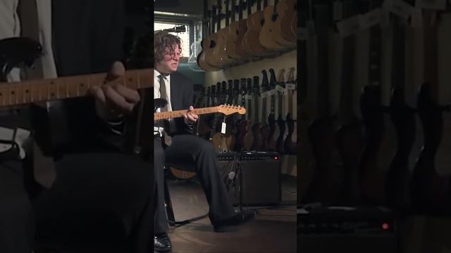 1956 Strat played by JD Simo смотреть онлайн