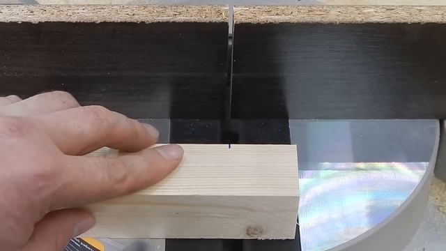 Полезные советы и маленькие хитрости!Тонкости работы на Торцовочной пиле! смотреть онлайн