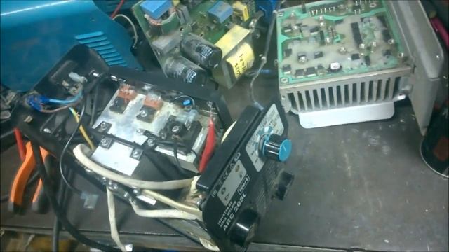 ОДНОРАЗОВЫЙ СВАРОЧНЫЙ ИНВЕРТОР смотреть онлайн
