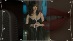 Чашка кофею .