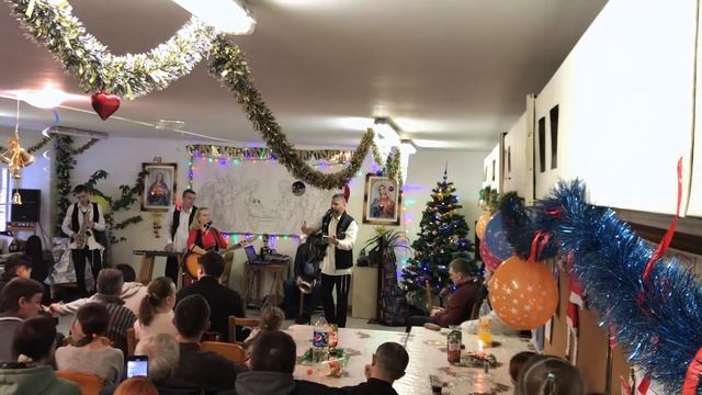 У католиков на празднике Рождества смотреть онлайн