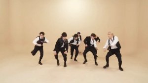 Stray Kids “Christmas Evel” Dance Practice Video