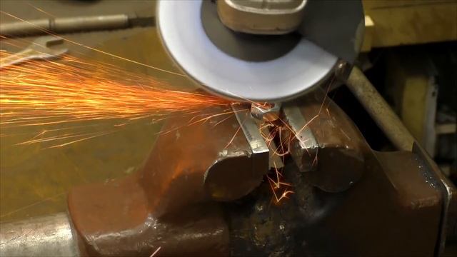 Не трать деньги, сделай сам! МОЩНАЯ самоделка ДЛЯ ГАРАЖА!