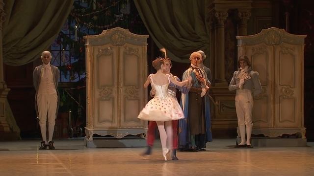 The Nutcracker: Drosselmeyer's dolls (variations) with the Staatsballett Berlin смотреть онлайн