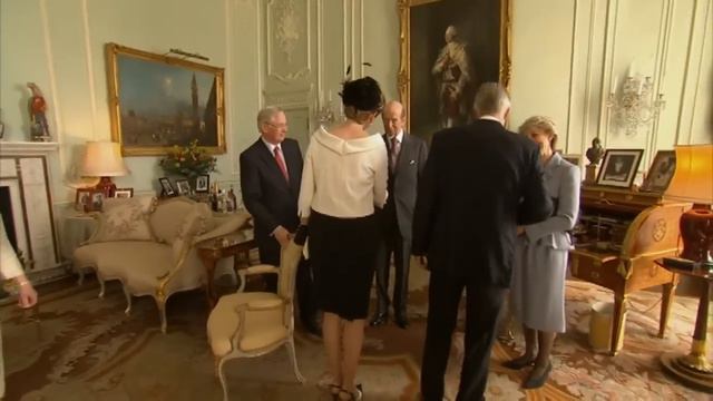 The Queen meets the Belgian royals смотреть онлайн