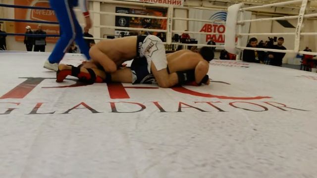 Алим Канукоев - На всероссийском турнире по MMA памяти В.М. Кокова. смотреть онлайн