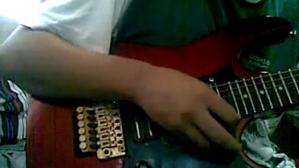 Рельсовые звукосниматели Artec в бридже и в неке