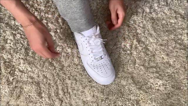 4 СПОСОБА ЗАШНУРОВАТЬ ВАШИ ФОРСЫ // КАК ЗАШНУРОВАТЬ КРОССОВКИ // Nike Air Force 1 // Найк Аирфорс 1 смотреть онлайн