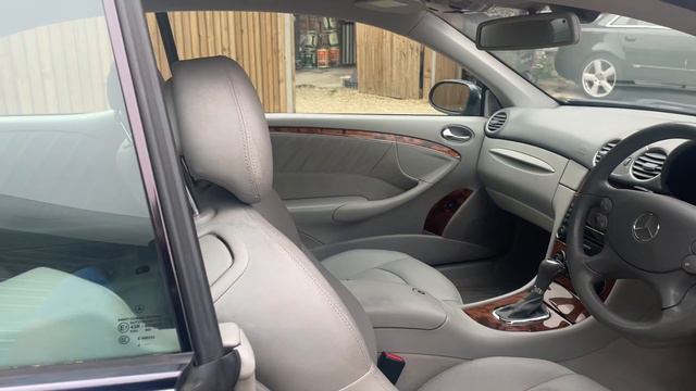 2005 Mercedes CLK240 Auto смотреть онлайн