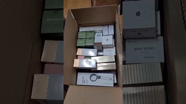 Распаковка корейской косметики компании Kyowon The Orm смотреть онлайн