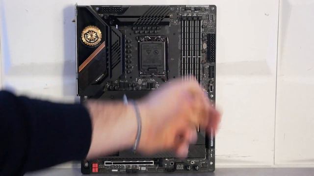 ASRock Z690 TAICHI : Du Très Haut De Gamme Pour Alder Lake-S