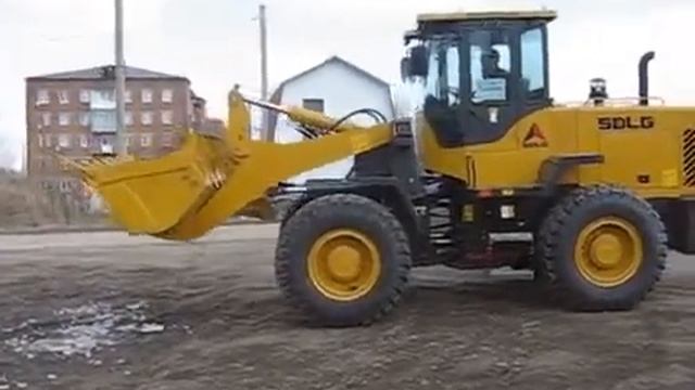 Фронтальные погрузчики SDLG LG933L смотреть онлайн