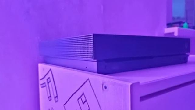 КАК МНЕ ПРОДАЛИ СЛОМАННЫЙ XBOX ONE X смотреть онлайн