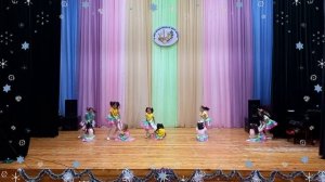 Танец « В Каждом маленьком ребёнке «