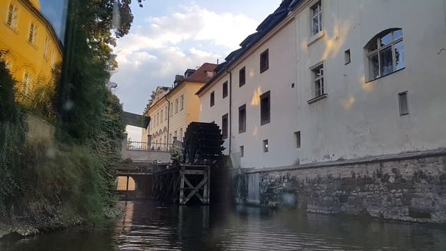 Прага водная прогулка смотреть онлайн