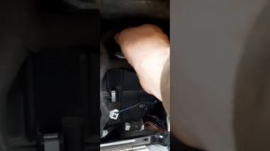 хундай санта фе.  не работает регулировка оборотов печки.