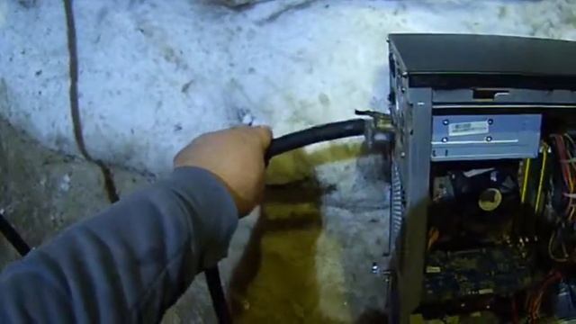 Лучший способ очистки системного блока от пыли. смотреть онлайн