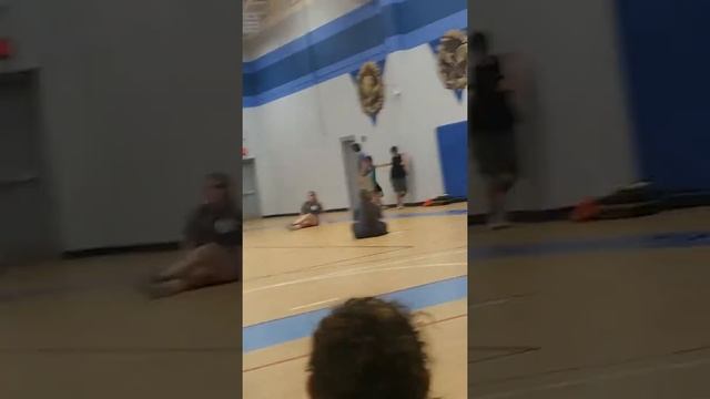 Band instructor face plants in a game of freeze tag смотреть онлайн