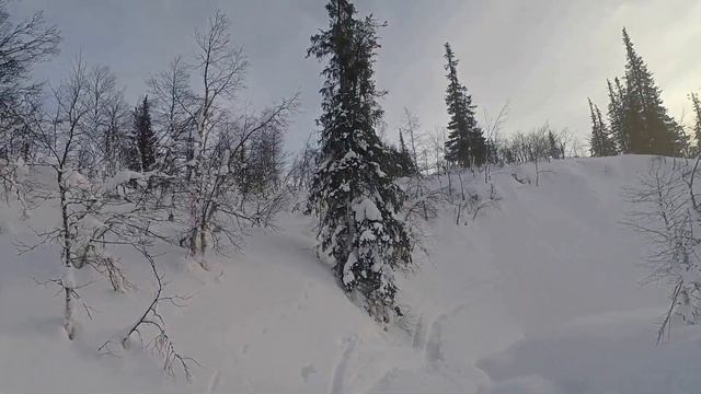 Траверсой вдоль ручья на снегоходе смотреть онлайн