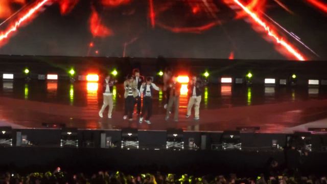 [Fancam 2160p60] ENHYPEN Opening +Paradoxx +Future Perfect(Pass the mic) +Shout out @GDA 2023 inBKK смотреть онлайн