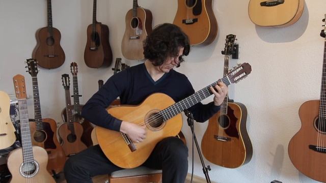 Andres Dominguez 1980 flamenco guitar - full, open and explosive old world flamenco sound! смотреть онлайн