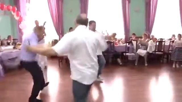 Танец папы невесты на свадьбе смотреть онлайн