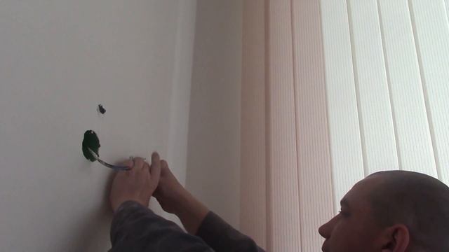 Установка розетки и о штроблении перфом. смотреть онлайн