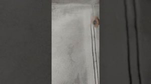 Дорезание штроб, в цпс штукатурке, под потолком. Реноватором