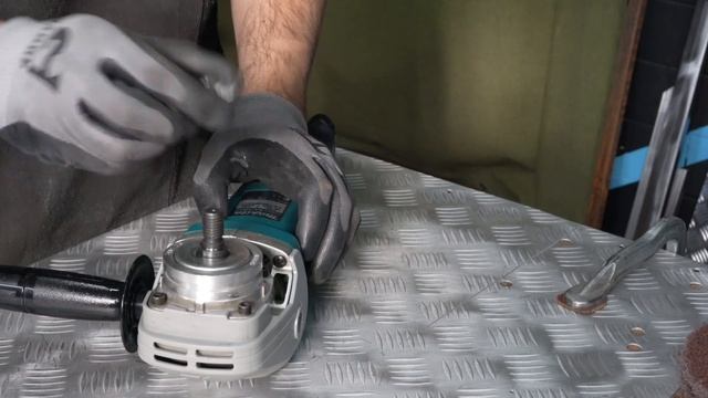 Лучшая полировальная машина для металла Makita SA7000C. Обзор. смотреть онлайн