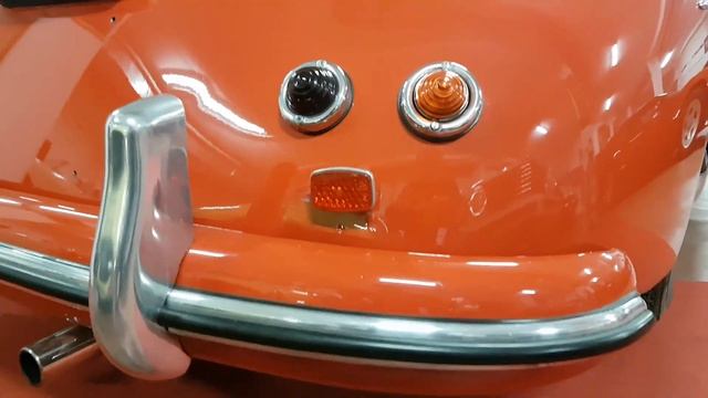 PORSCHE 356 SPEEDSTER (PRE A) 1955 смотреть онлайн