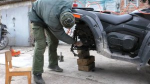 Замена сальников (пыльников) на квадроцикле РМ 650 первая часть