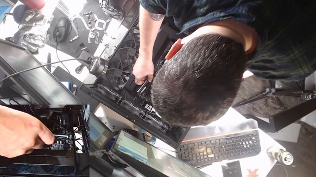 Building My Gaming PC! | PC Building Simulator 2 VS REAL LIFE смотреть онлайн