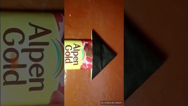 Песня медведя валеры между нами шыколад? смотреть онлайн