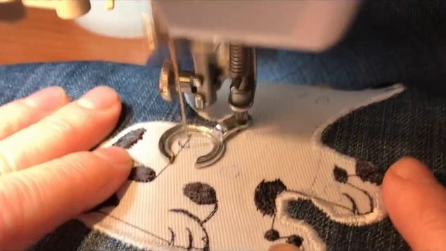 Аппликация на детской сумочке. Процесс работы смотреть онлайн