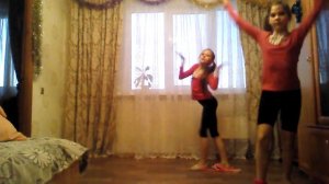 Гимнастический танец со скакалкой