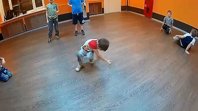 DANCE STUDIO 1/8 BREAKING |JAM| смотреть онлайн