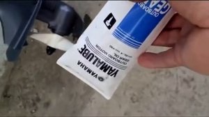 Замена масла в лодочном двигателе Yamaha 5