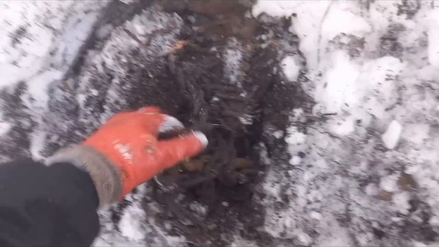 Металл под метровым слоем СНЕГА!!! смотреть онлайн