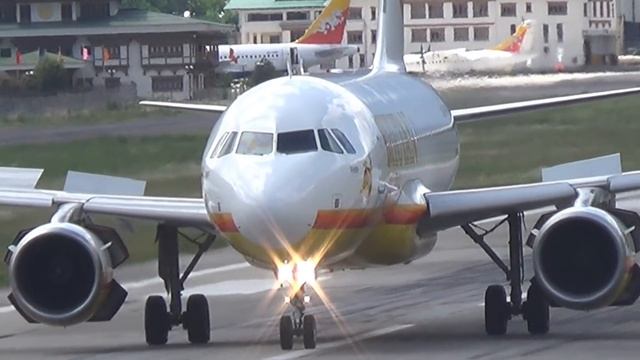 3 ABORTED LANDINGS at PARO AIRPORT!! | Go Around in Extreme Winds | Missed Approach смотреть онлайн