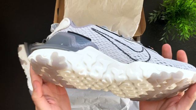 Nike React Vision 'Vast Grey' | Unboxing | 4K | Sneaker Therapy смотреть онлайн