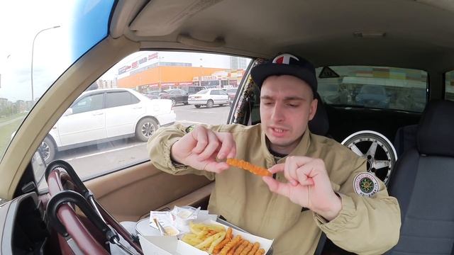 Чиззи Чикен Фри VS Чикен Фри (Бургер Кинг). Обзор еды из Burger King. смотреть онлайн