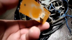 Миксер Интерскол КМ-60/1000Э не регулируется скорость.