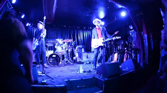 Chris Shiflett and The Dead Peasants live at Cafe Dunord SF 11-10-13 смотреть онлайн