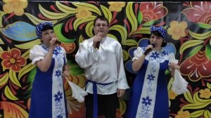 Жить-не тужить  (муз. С. Мордасова, сл. Е. Гуляевой) исполняет трио " Счастливый случай"