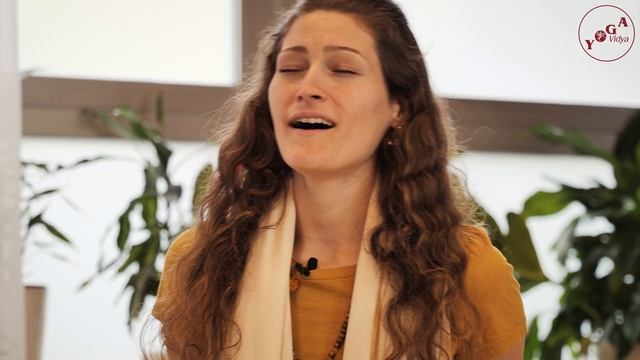 Maha Mantra by Mantra Circle (Savatma Das Cover) – Kirtan Cover смотреть онлайн