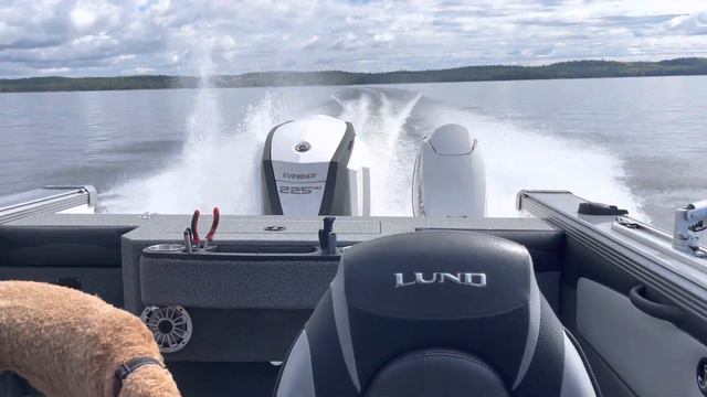 2017 Lund 2075 Tyee Magnum Take off. Powered by Evinrude 225 G2 Ho смотреть онлайн