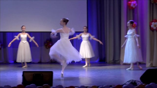 И. Штраус "Вальс" смотреть онлайн