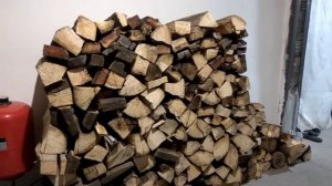 На сколько хватит куба дров