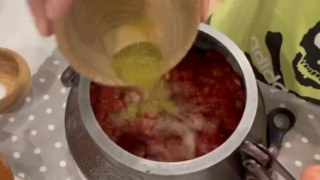 Очень вкусное блюдо! Чахохбили в афганском казане! смотреть онлайн