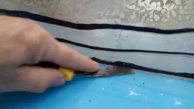 Аквариум дал течь. Что делать. смотреть онлайн